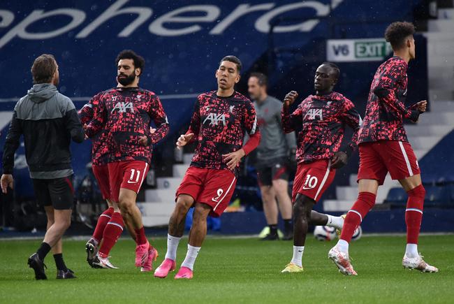 一脚距离感 一脚距离感