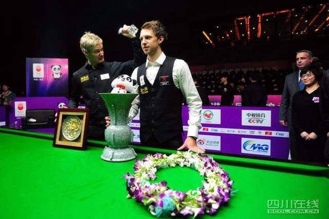 也彻底点燃 也彻底点燃