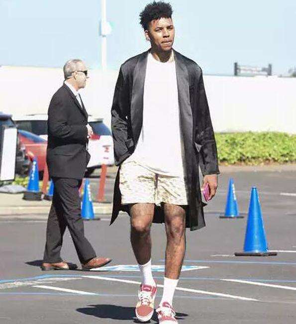 粉丝关心的 粉丝关心的